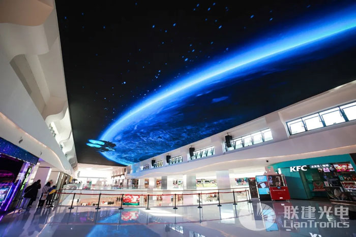 全國罕見！聯(lián)建光電裸眼3D巨型天幕創(chuàng)意來襲